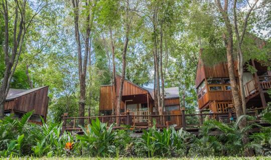 Cover Ban Suan Chantita < Feel the nature at Uthai Thani, Chilling Trip wi...